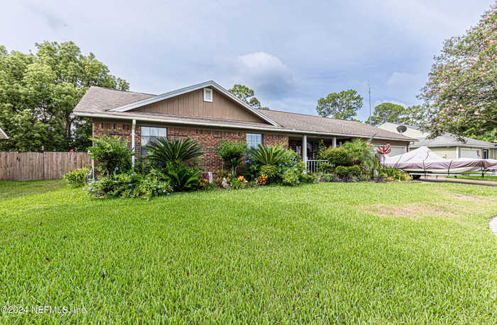 photo 2: 10028 DELANO Drive N, Jacksonville FL 32257