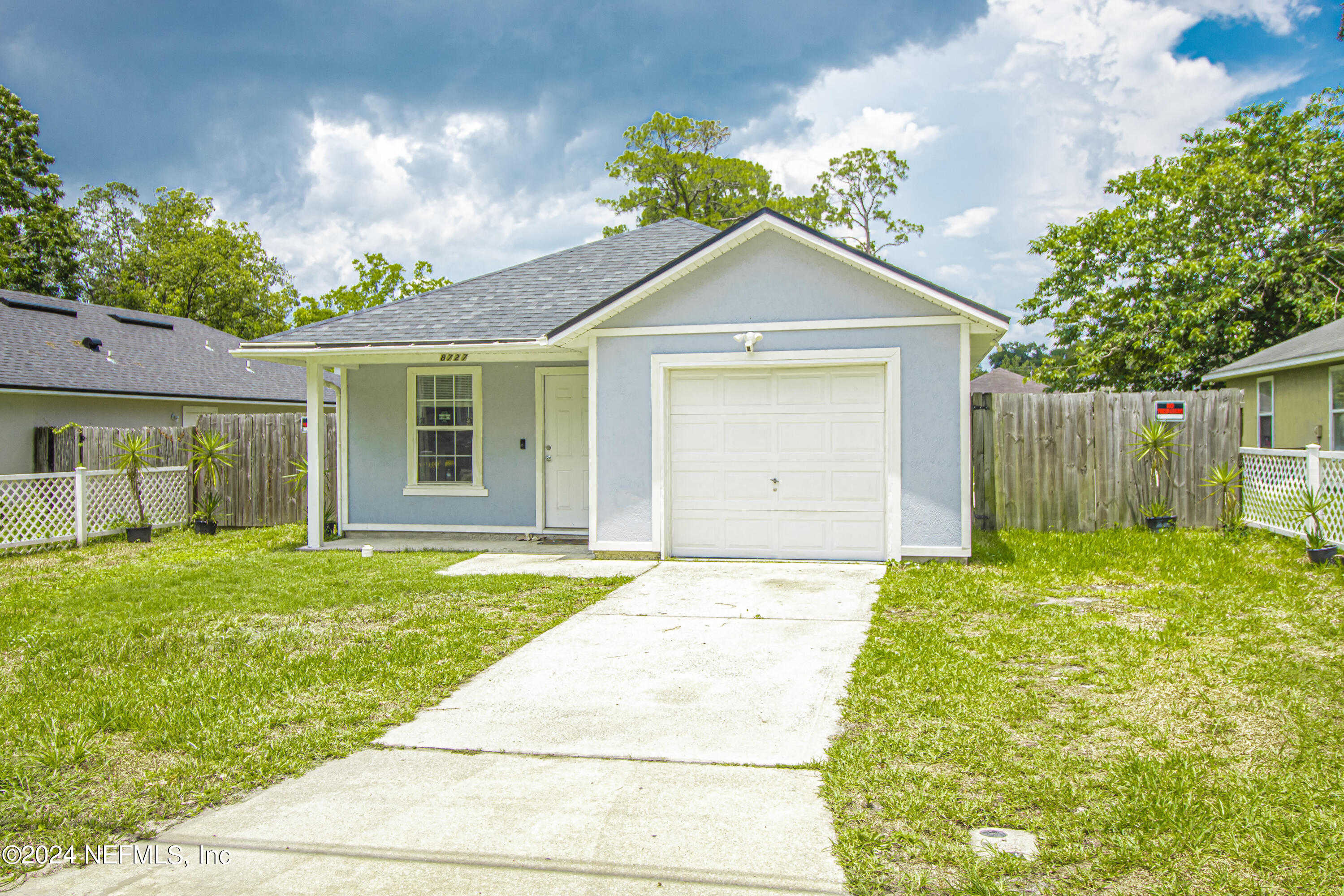 photo 1: 8727 COCOA Avenue, Jacksonville FL 32211