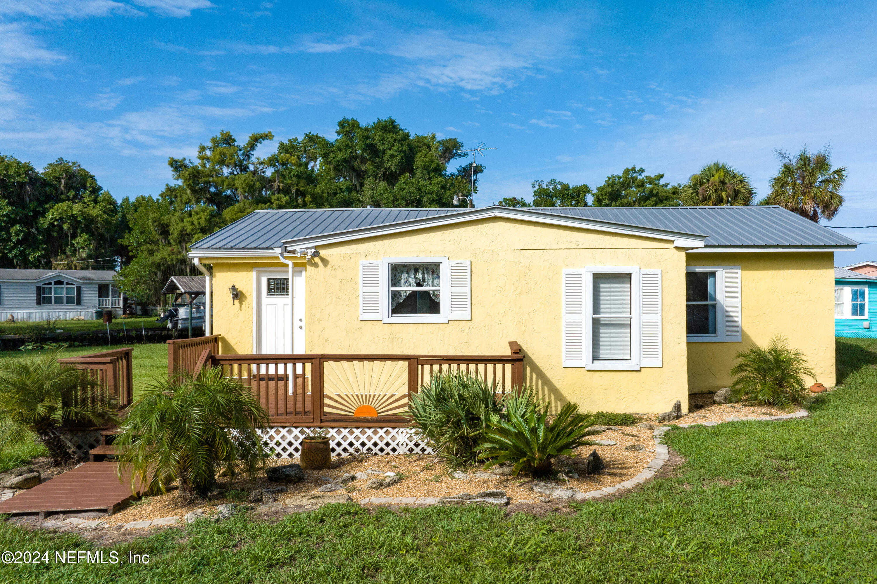 photo 1: 133 PALM Street, Satsuma FL 32189