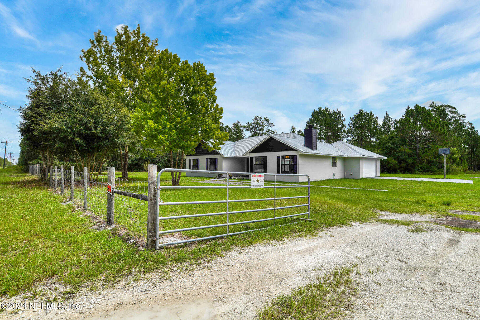 photo 3: 508 HOOVER Road, Palatka FL 32177