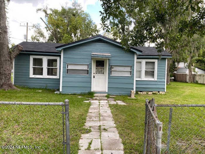 photo 1: 8171 TEXAS Street, Jacksonville FL 32220