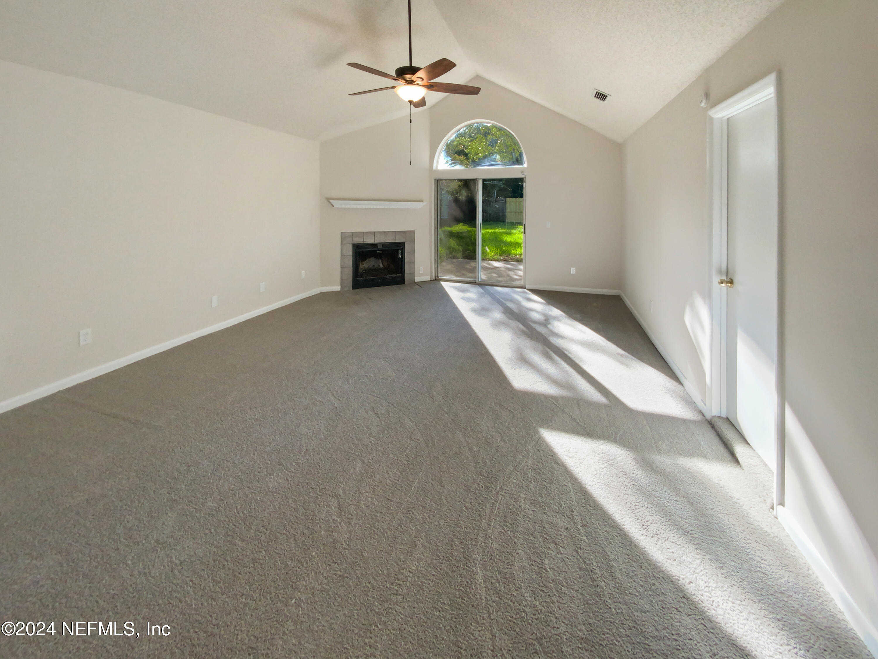 photo 2: 7753 PEPPER Circle W, Jacksonville FL 32244