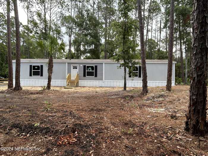 photo 1: 103 HAZEL Avenue, Georgetown FL 32139