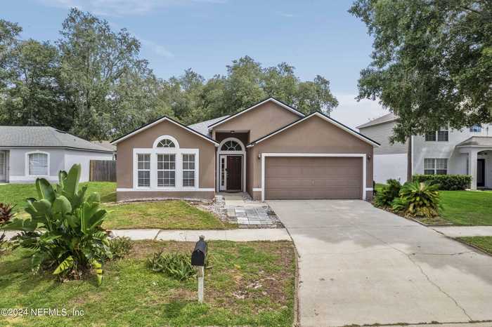 photo 2: 7413 OVERLAND PARK Boulevard, Jacksonville FL 32244