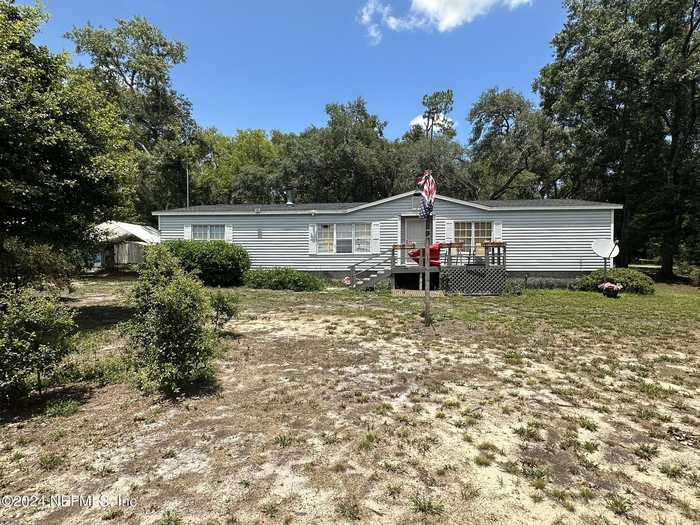 photo 1: 5508 CROCKETT Court, Keystone Heights FL 32656