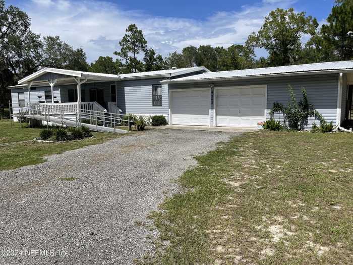 photo 2: 6863 DEER SPRINGS Road, Keystone Heights FL 32656