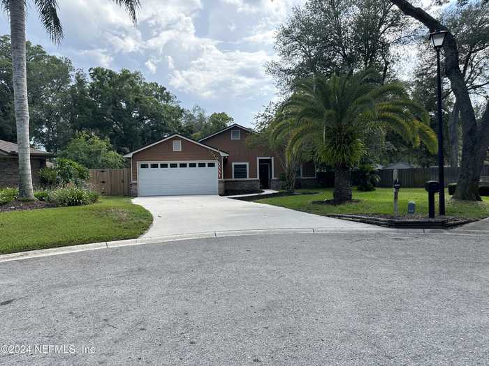 photo 2: 1540 PANTHER RIDGE Court, Jacksonville FL 32225