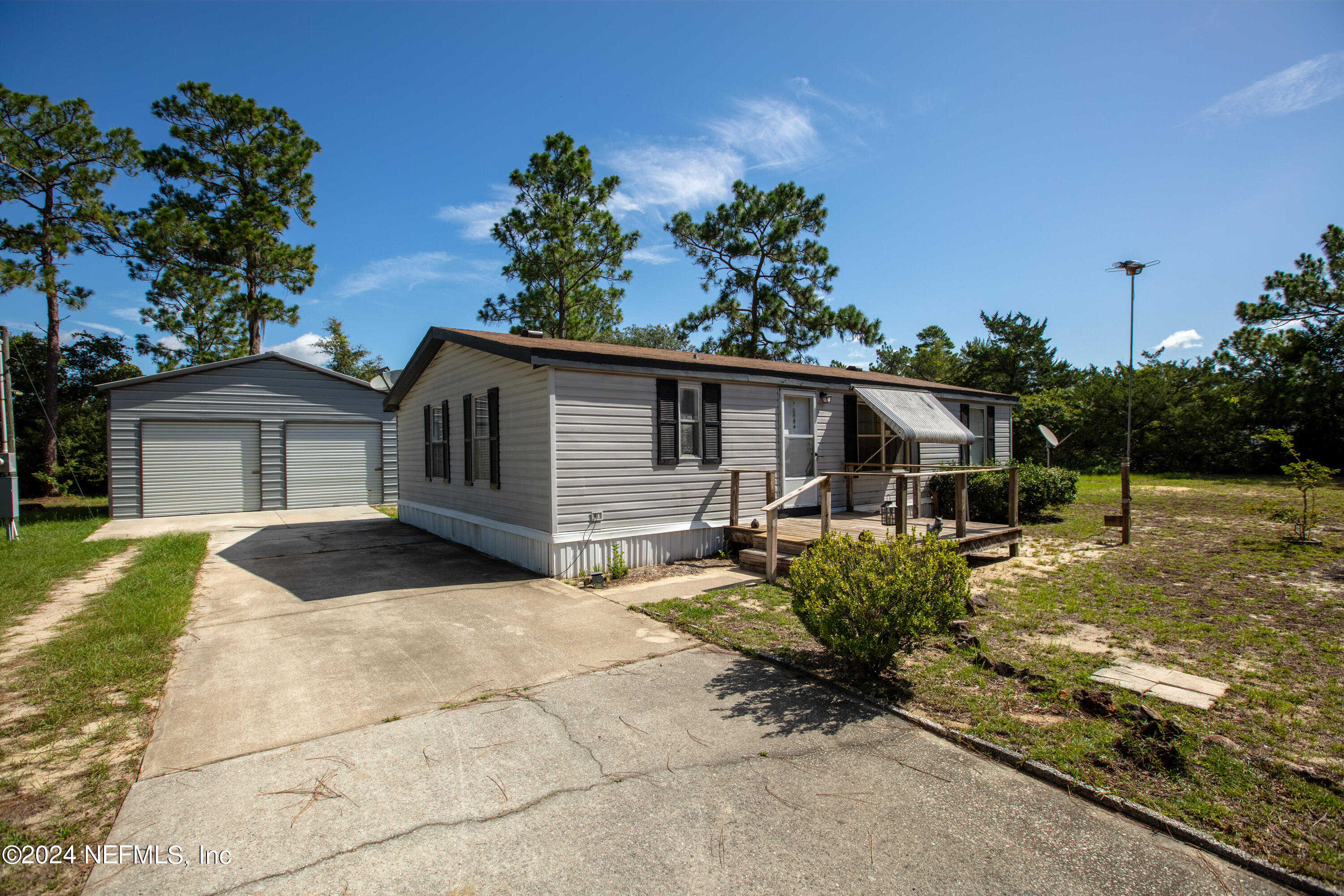 photo 1: 5534 LASSEN Street, Keystone Heights FL 32656