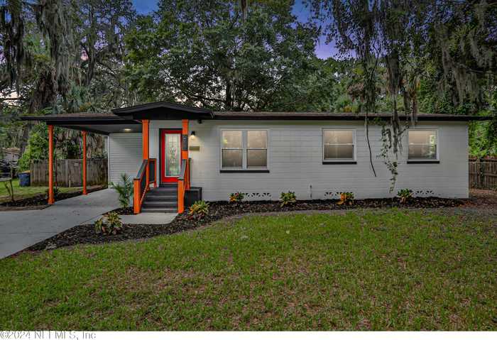 photo 1: 5732 WILTSHIRE Street, Jacksonville FL 32211