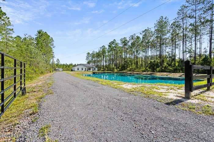 photo 1: 7771 COUNTY ROAD 139B, Glen St. Mary FL 32040