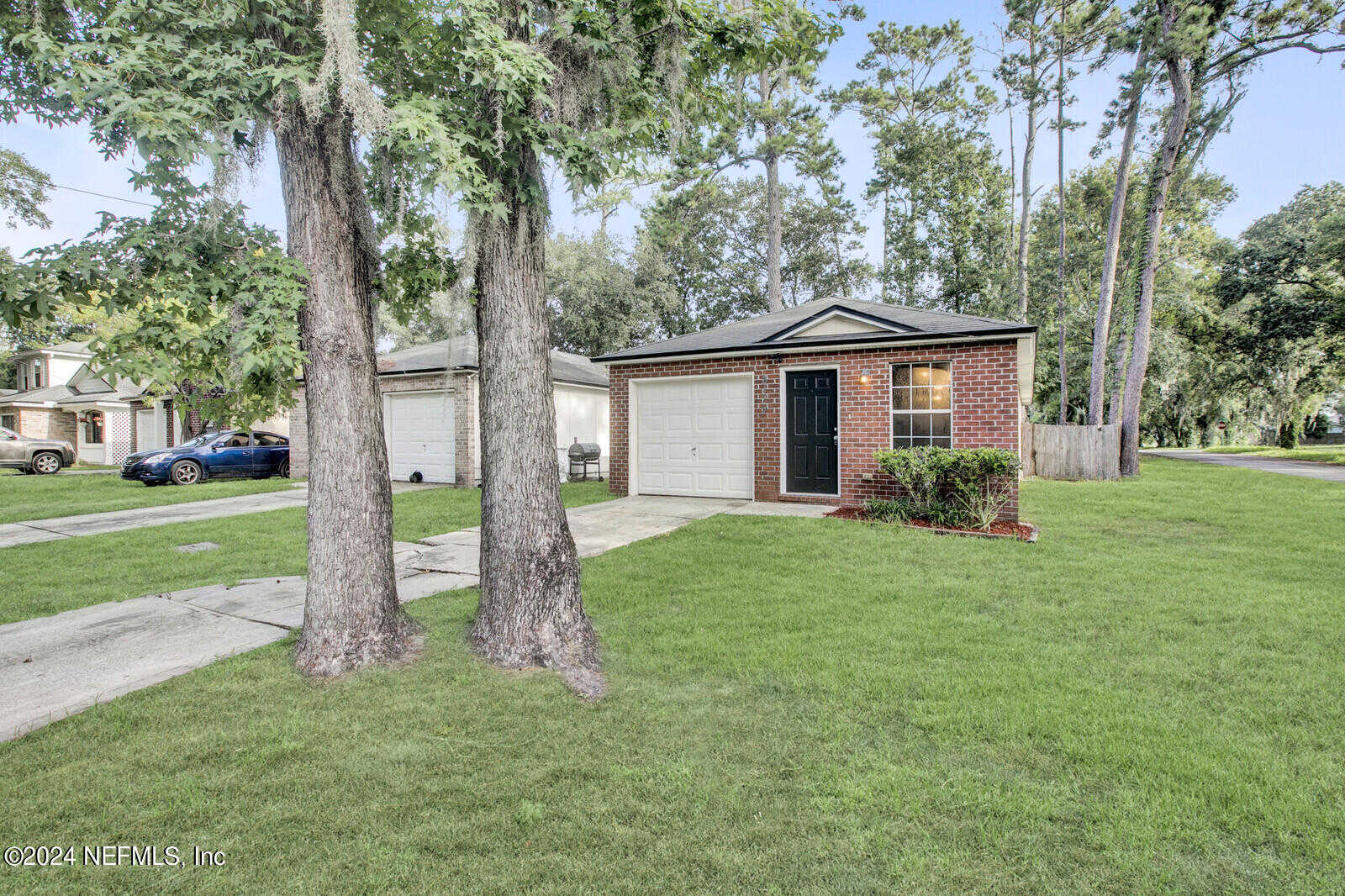 photo 1: 8179 WOODS Avenue, Jacksonville FL 32216