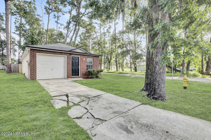 photo 2: 8179 WOODS Avenue, Jacksonville FL 32216