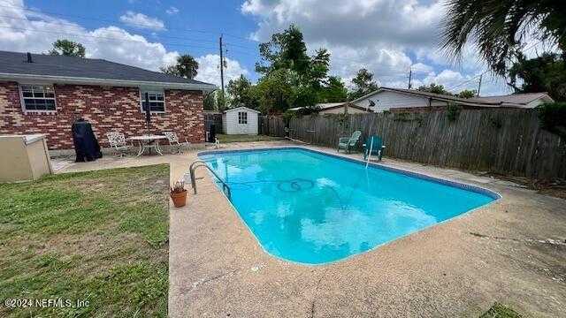 photo 2: 2500 WESTOVER Drive, Palatka FL 32177