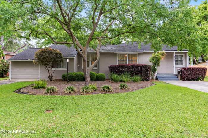 photo 2: 4317 ROSEWOOD Avenue, Jacksonville FL 32207