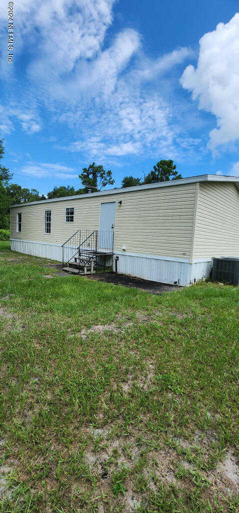 photo 1: 136 MOCCASIN CREEK Lane, Palatka FL 32177