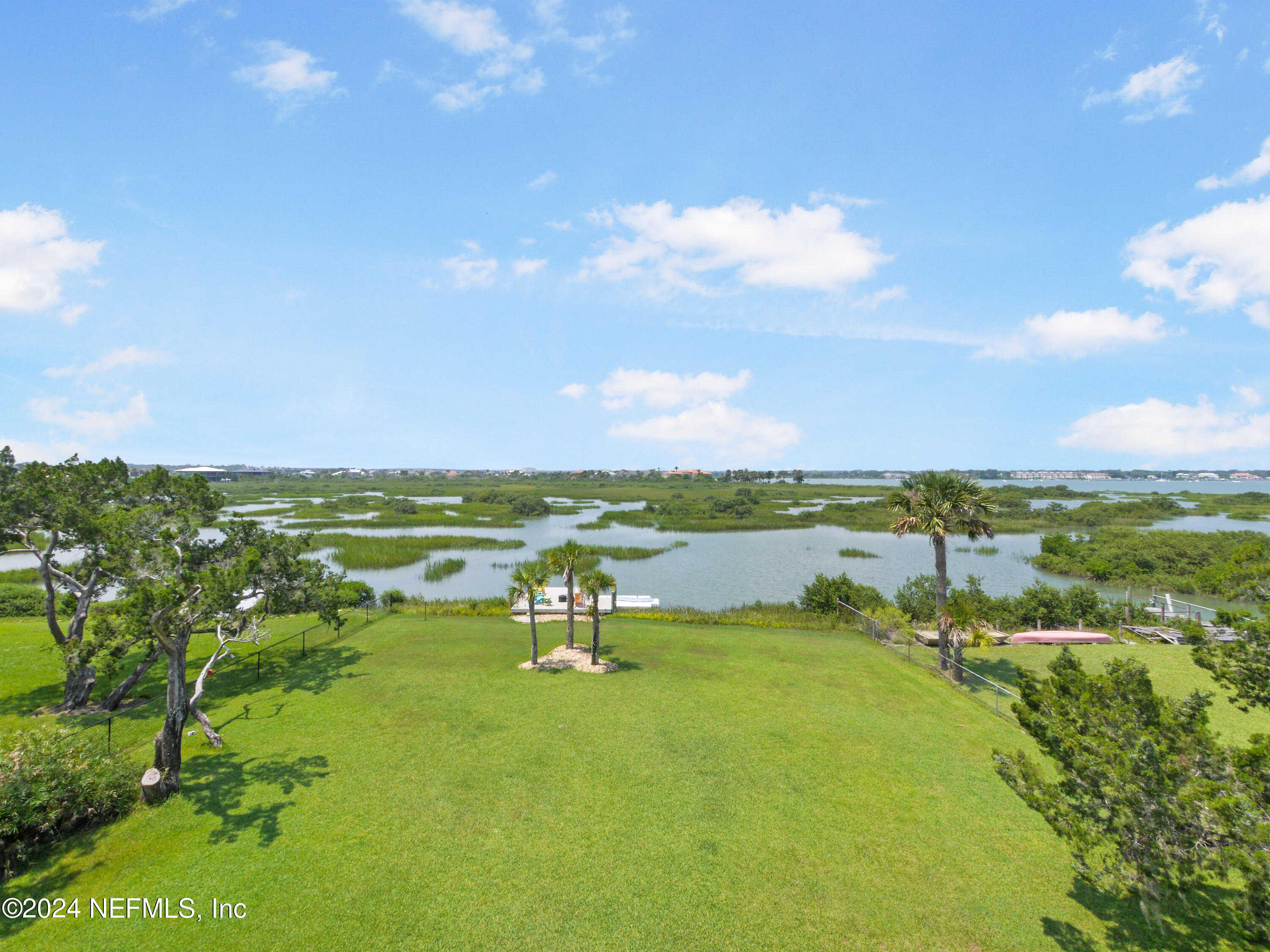 photo 3: 205 COQUINA Avenue, St Augustine FL 32080