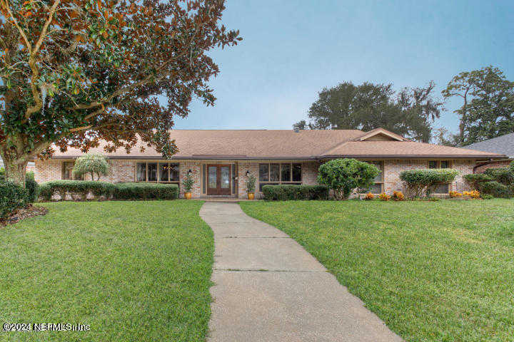 photo 1: 2329 MILLER OAKS Drive S, Jacksonville FL 32217