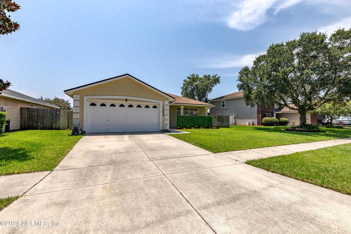 photo 2: 12098 AUTUMN SUNRISE Drive, Jacksonville FL 32246