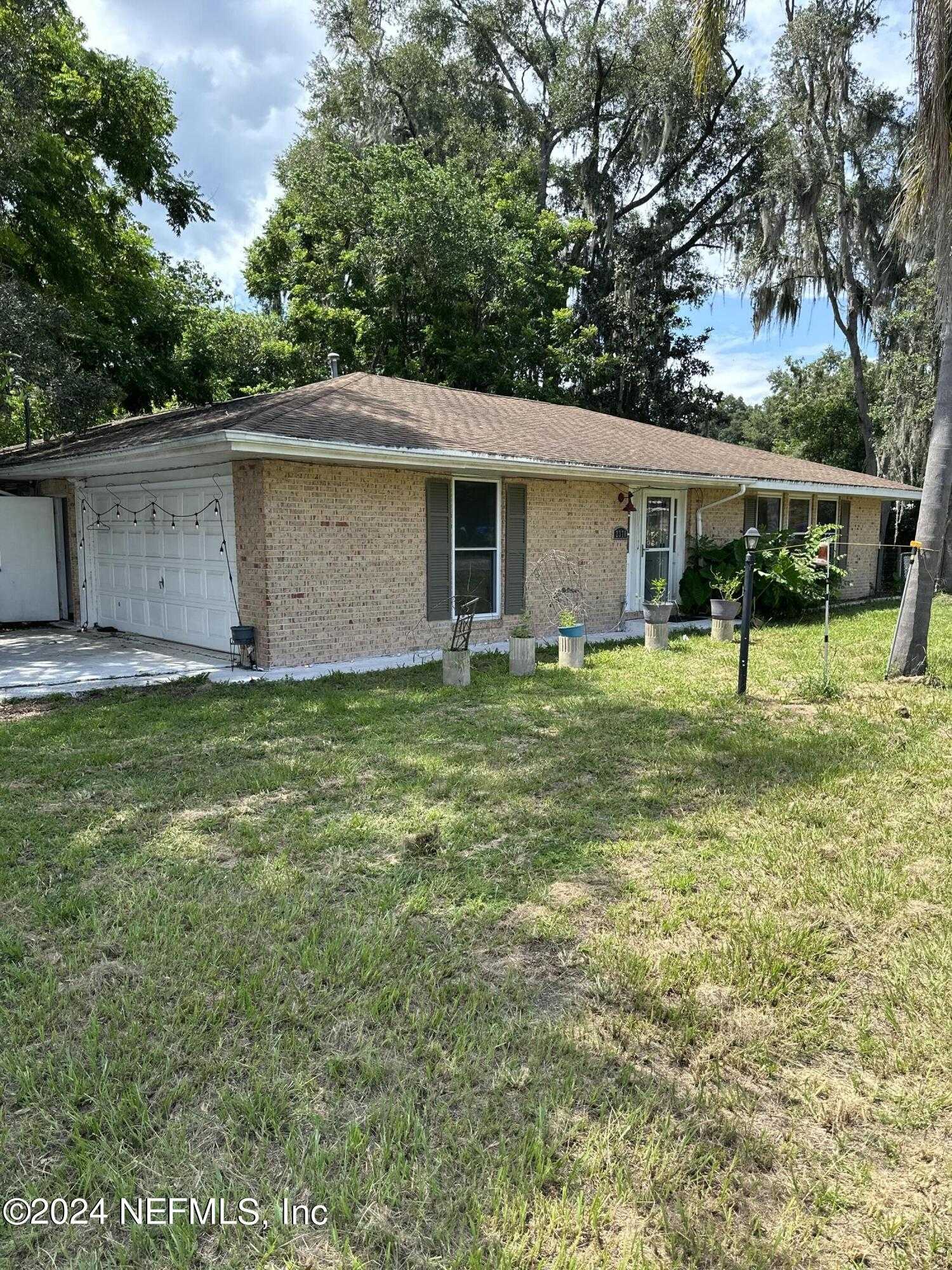 photo 2: 2370 WESTOVER Drive, Palatka FL 32177