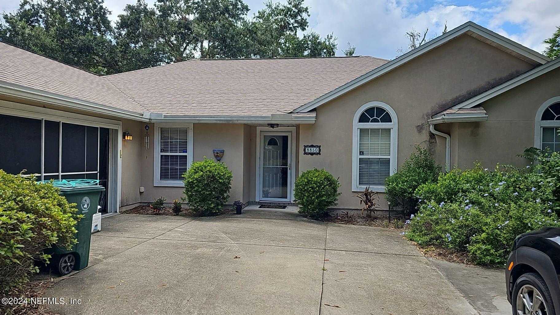 photo 1: 8850 SAN RAE Road, Jacksonville FL 32257