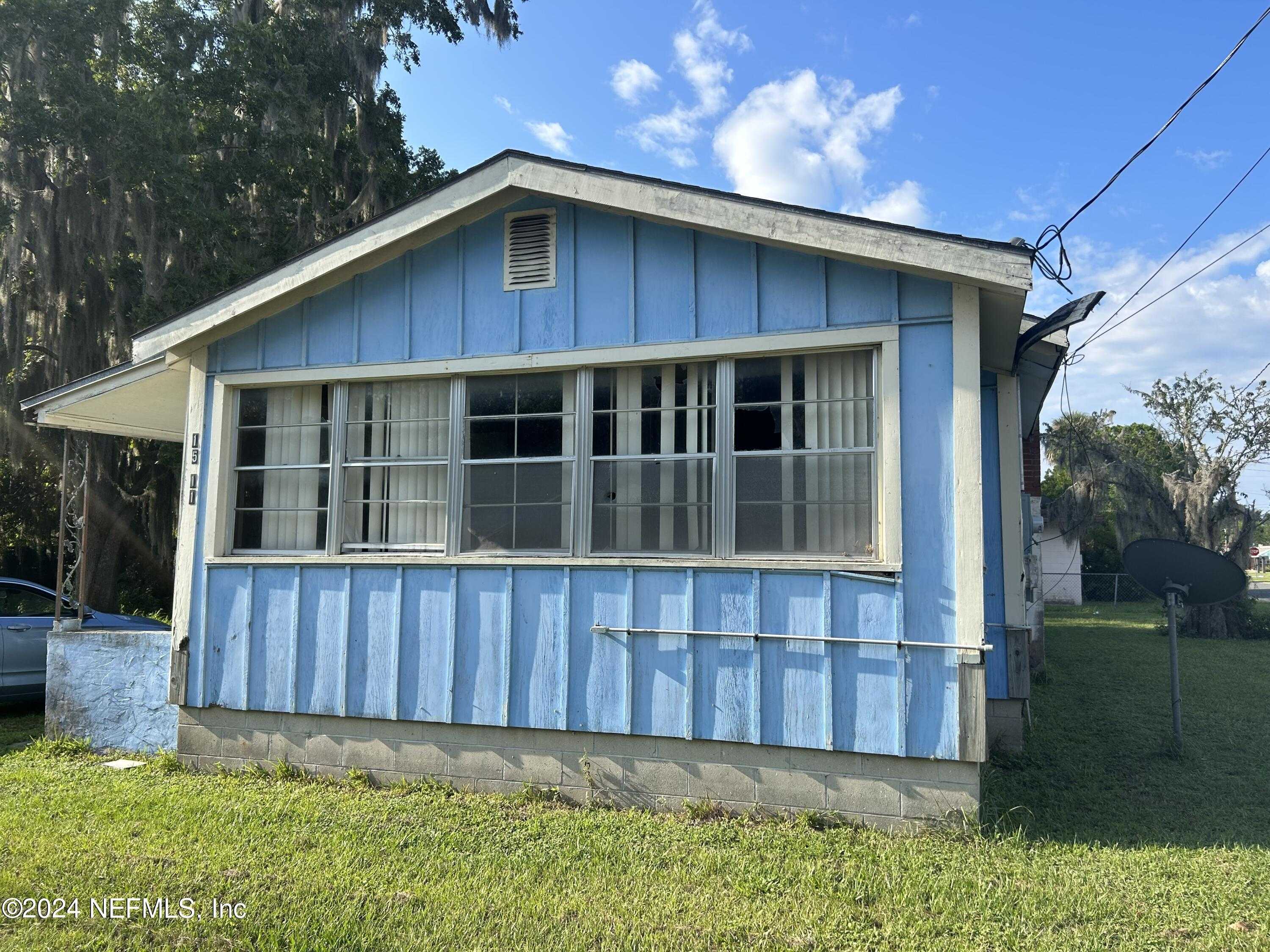 photo 1: 1511 BRONSON Street, Palatka FL 32177