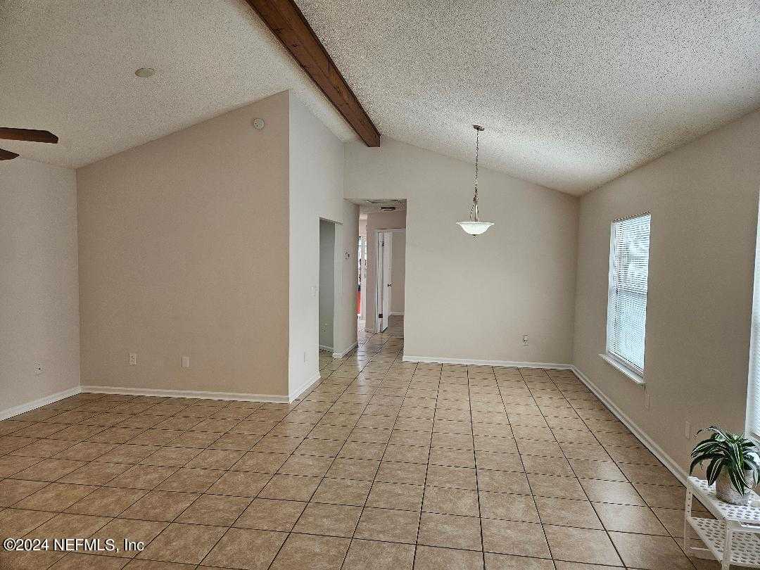 photo 3: 3908 WINDRIDGE Court, Jacksonville FL 32257