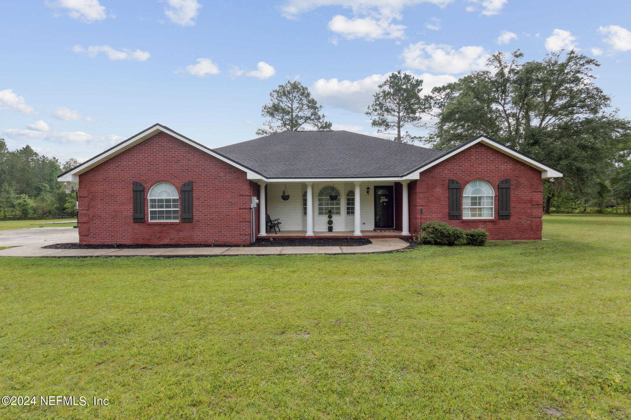 photo 1: 48077 MERIDIAN Trail, Hilliard FL 32046