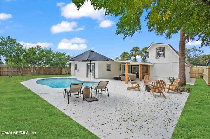 photo 2: 571 HOPKINS Street, Neptune Beach FL 32266