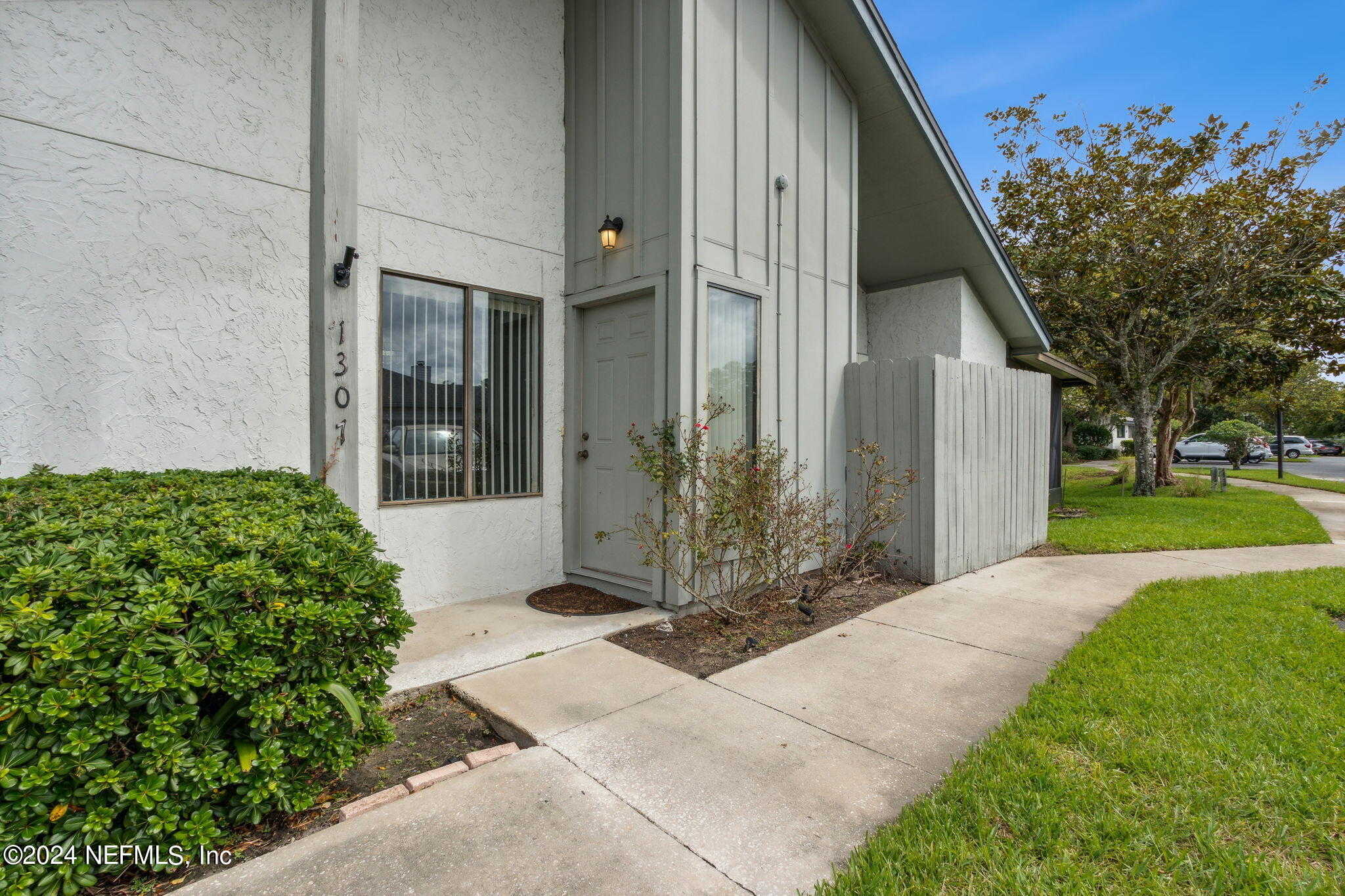 photo 1: 9360 CRAVEN Road Unit 1307, Jacksonville FL 32257