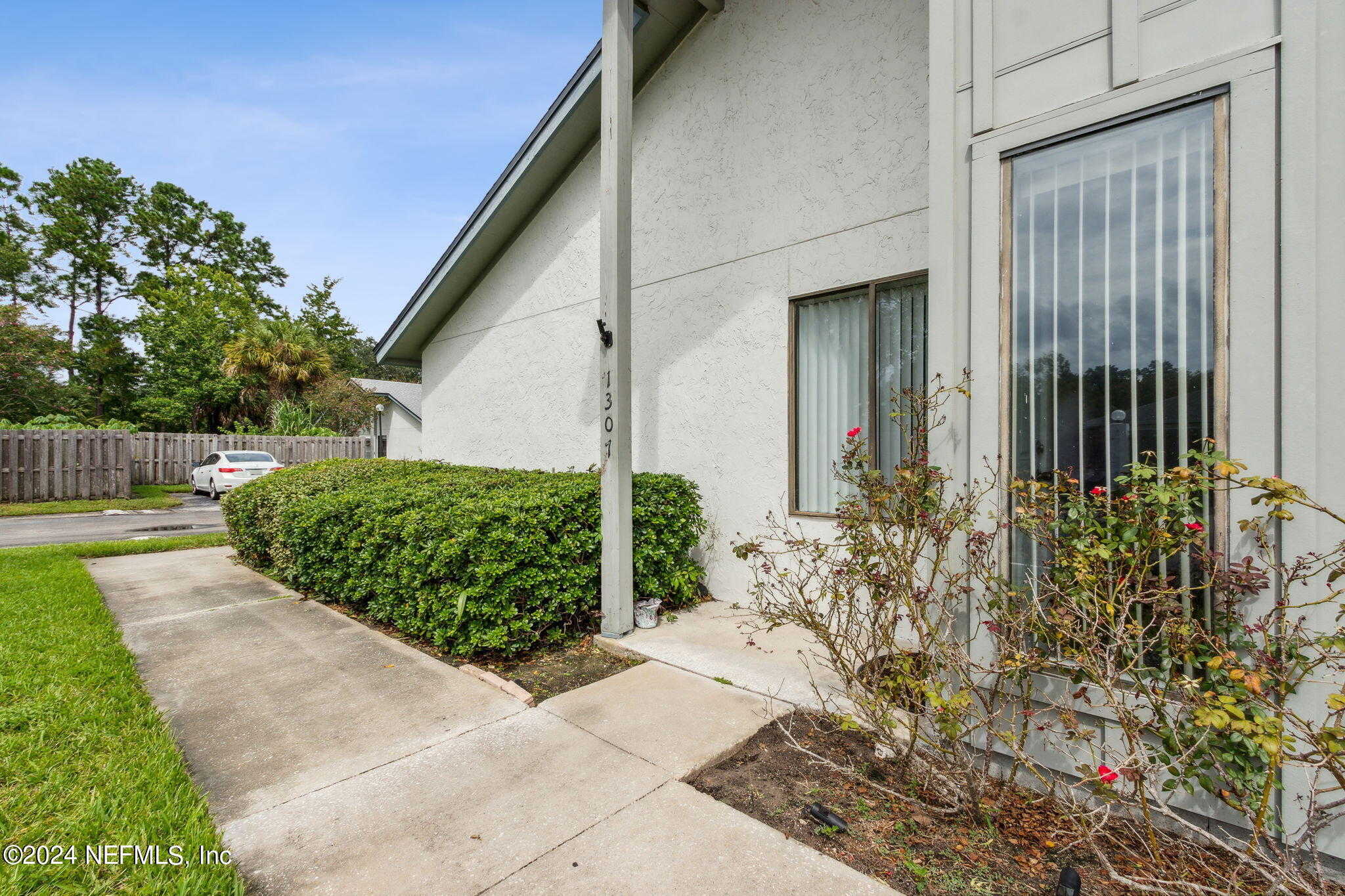 photo 2: 9360 CRAVEN Road Unit 1307, Jacksonville FL 32257