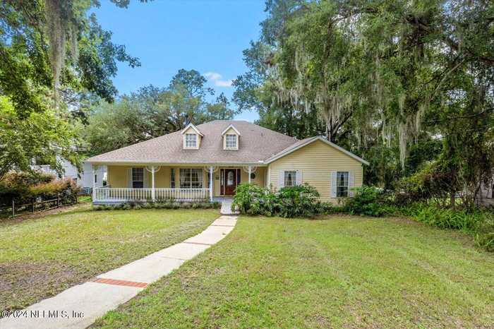 photo 1: 8495 LILLY LAKE Road, Melrose FL 32666