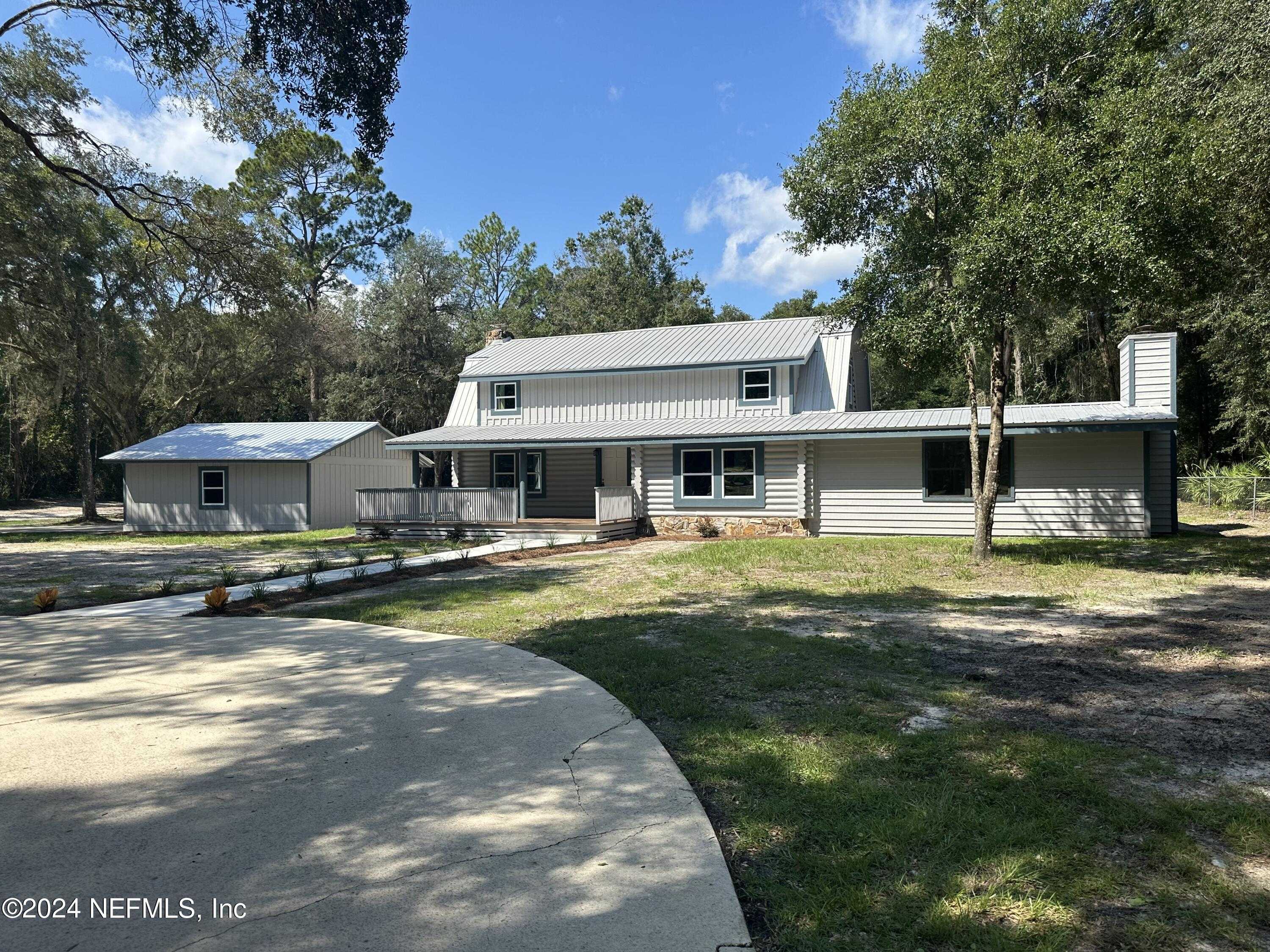 photo 1: 107 DINKLA Lane, Palatka FL 32177