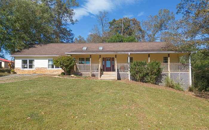 photo 1: 413 Payne Road, Mccaysville GA 30555