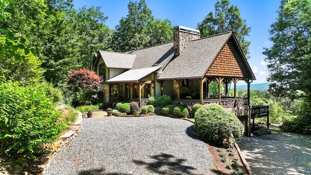 photo 1: 568 Scenic Heights Drive, Blue Ridge GA 30513