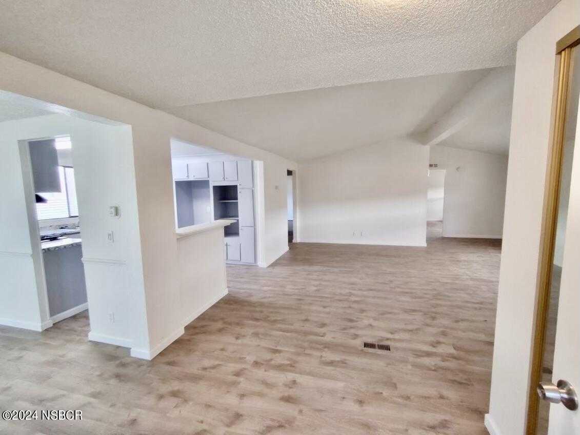 photo 3: 1650 E Clark Avenue Unit 229, Santa Maria CA 93455