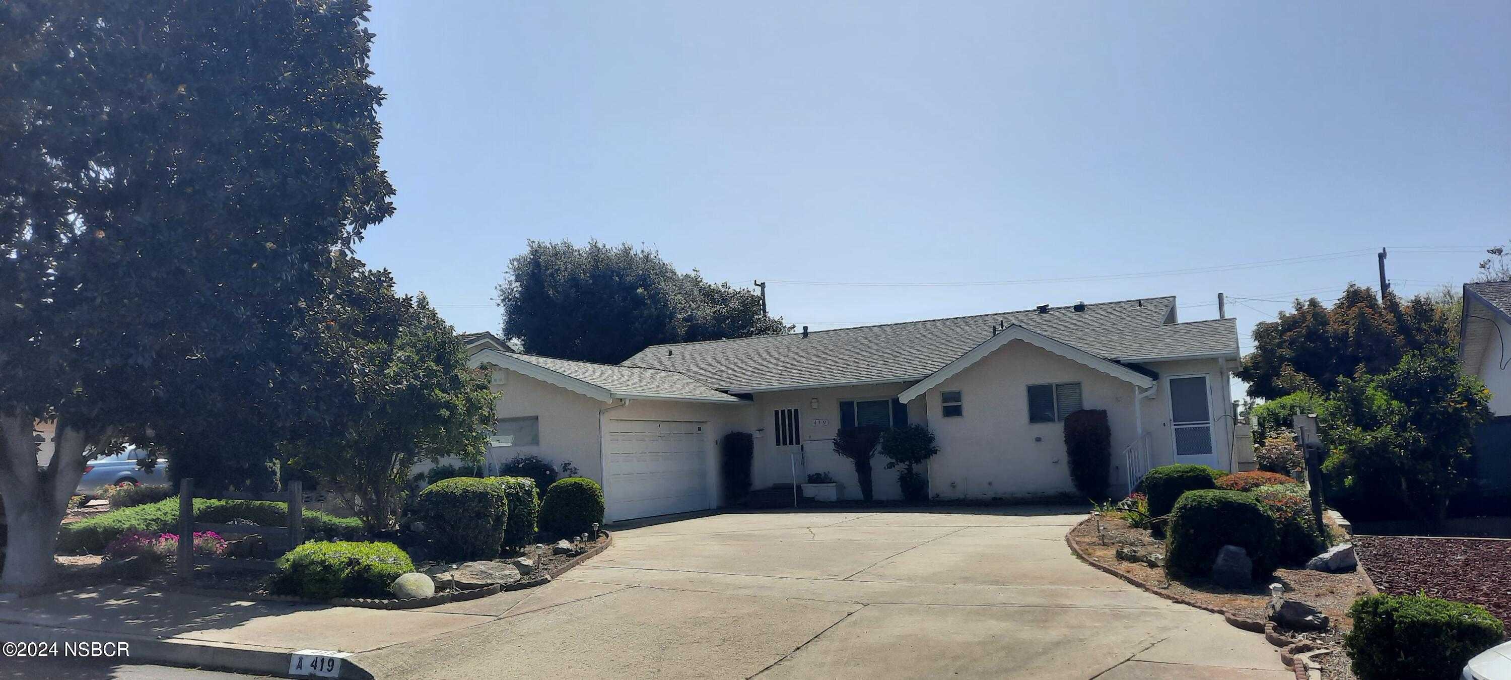 photo 1: 419 S C Street SE, Lompoc CA 93436