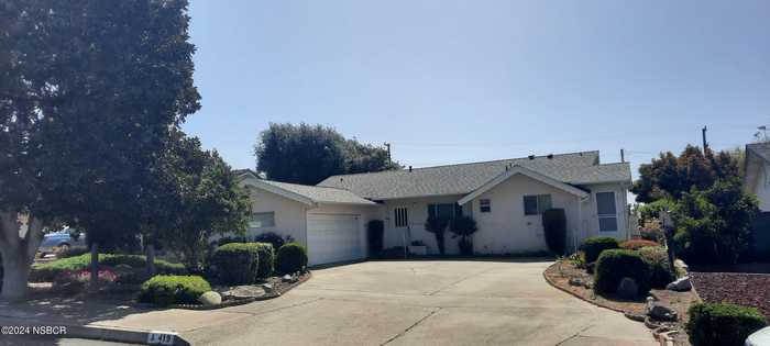 photo 1: 419 S C Street SE, Lompoc CA 93436