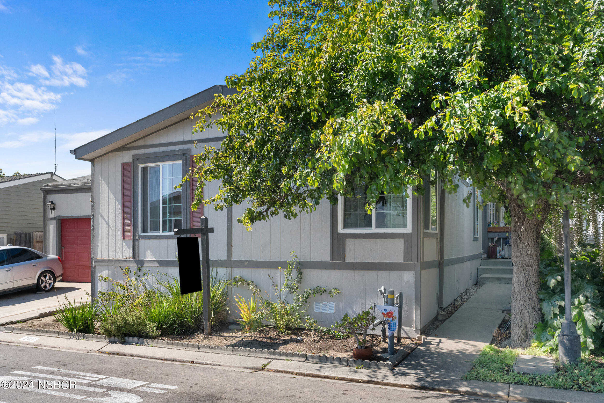 photo 3: 1317 N V Street Unit 202, Lompoc CA 93436