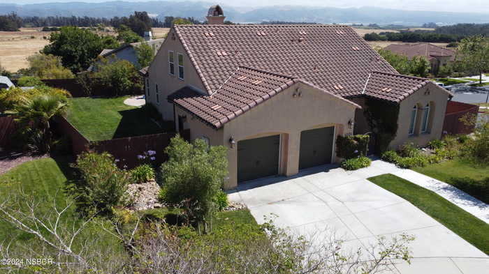 photo 2: 4024 Sagan Court, Lompoc CA 93436