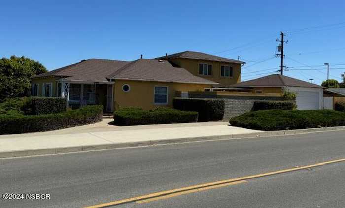 photo 1: 338 S D Street, Lompoc CA 93436