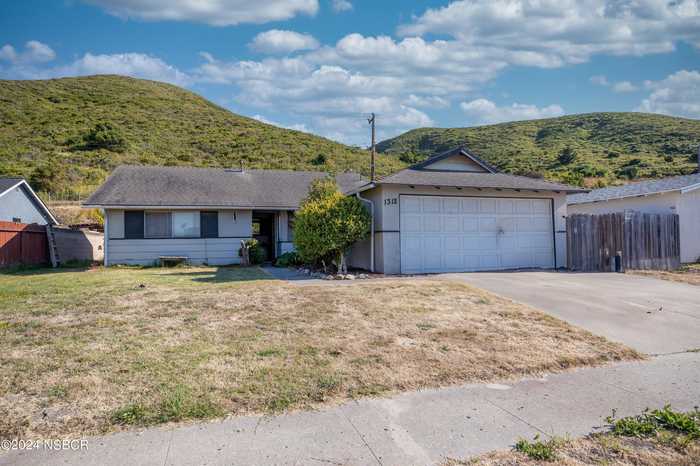 photo 1: 1312 W Willow Avenue, Lompoc CA 93436