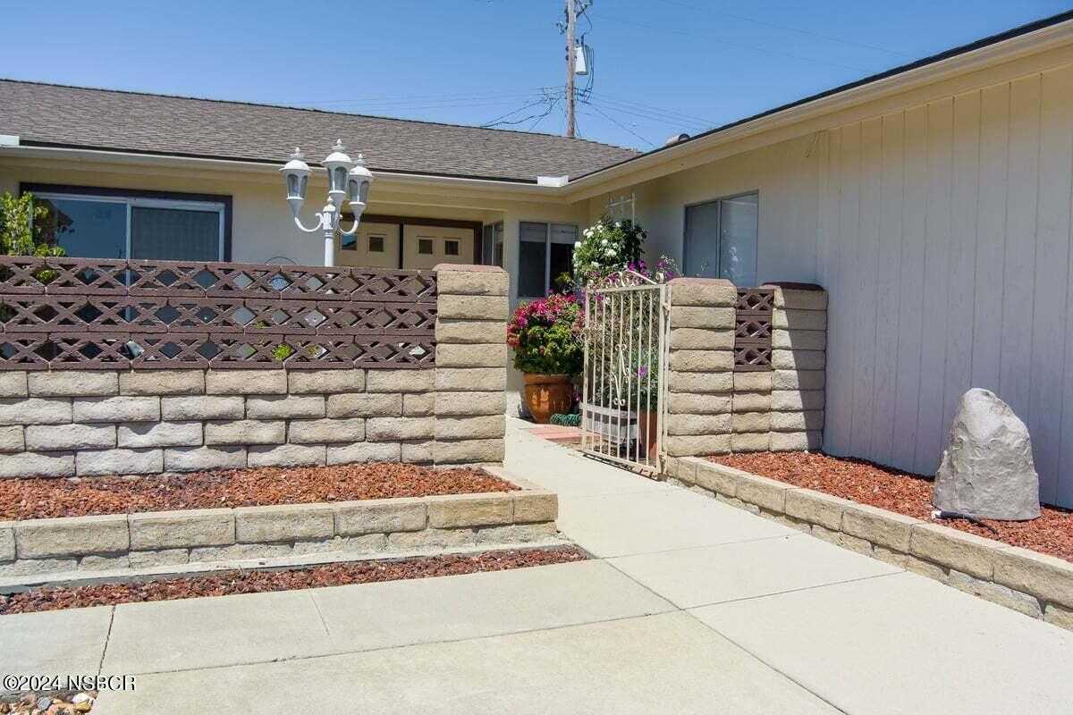 photo 2: 157 Gemini Avenue, Lompoc CA 93436