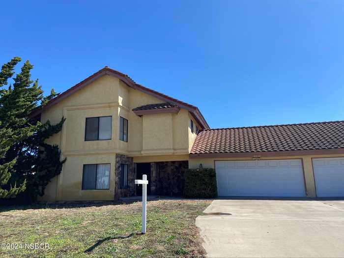 photo 1: 4800 Bethany Lane, Santa Maria CA 93455