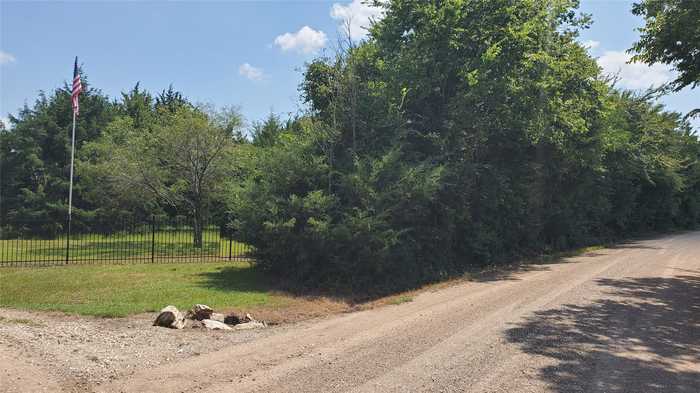 photo 1: 9701 Co Road 4076 Road, Scurry TX 75158