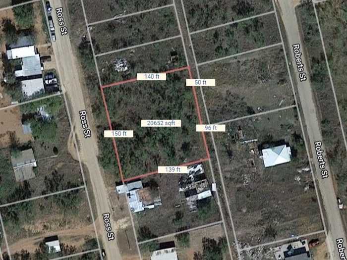 photo 1: 1609 Ross Street, Sweetwater TX 79556