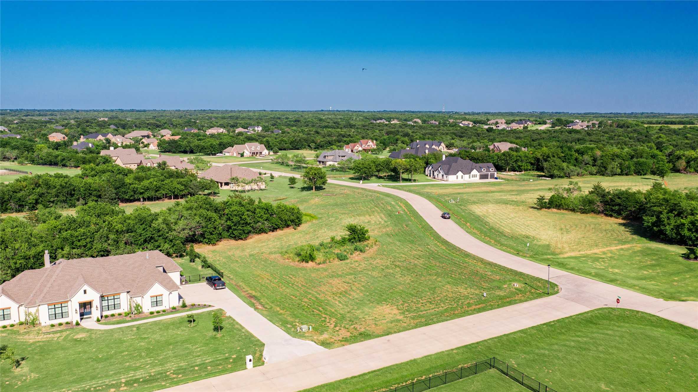 photo 3: 1760 Winding Creek Lane, Rockwall TX 75032