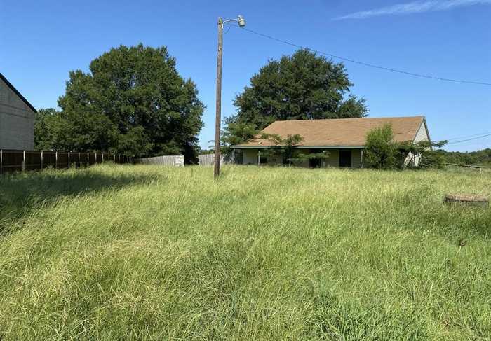 photo 2: 4065 Pine Mill Road, Paris TX 75462