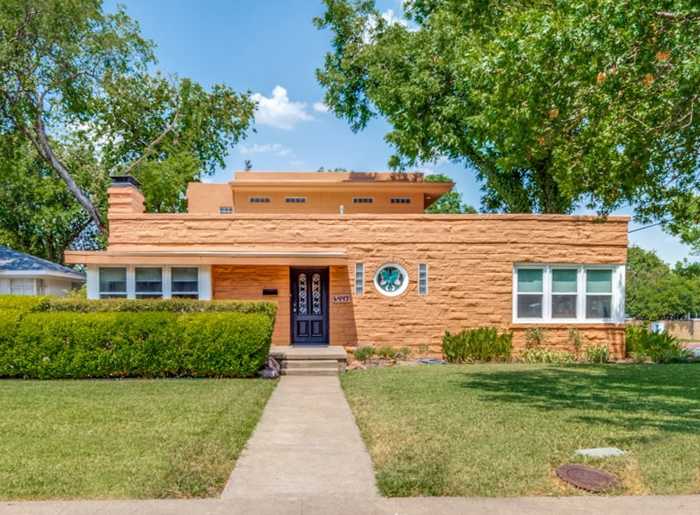 photo 2: 6447 Vickery Boulevard, Dallas TX 75214