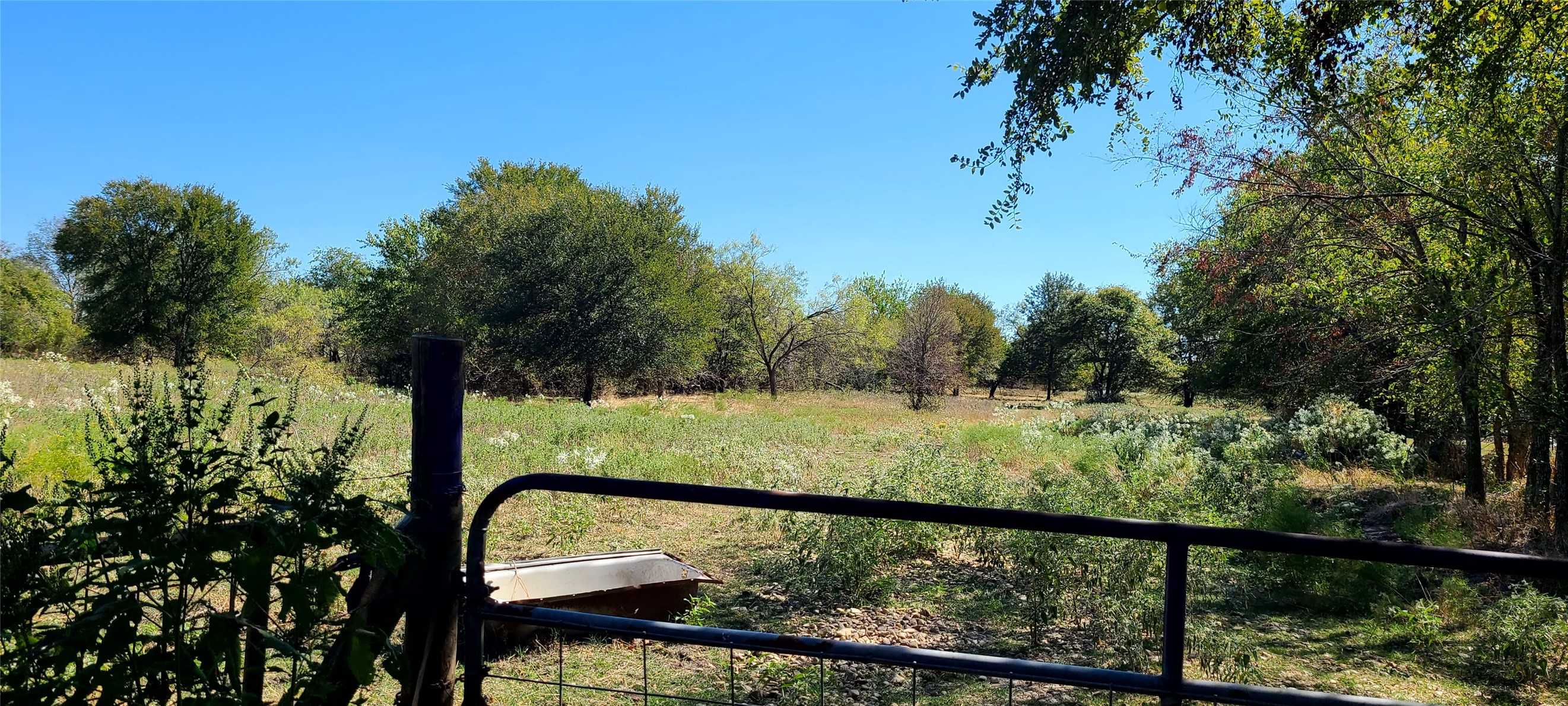 photo 1: 18579 County Road 4061, Scurry TX 75158