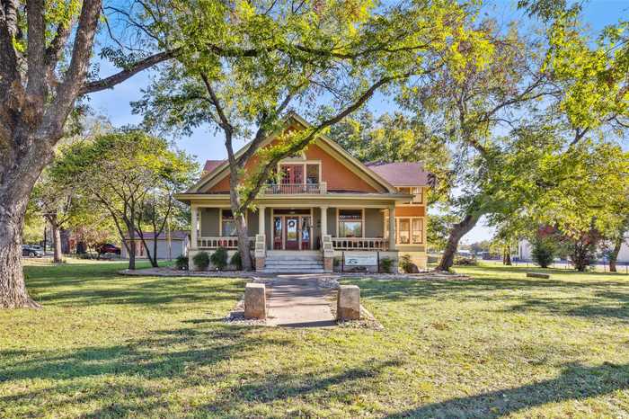 photo 1: 616 Thorpe Springs Road, Granbury TX 76048